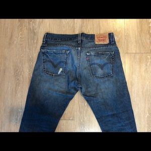 Men’s Levi’s 511 skinny jeans.